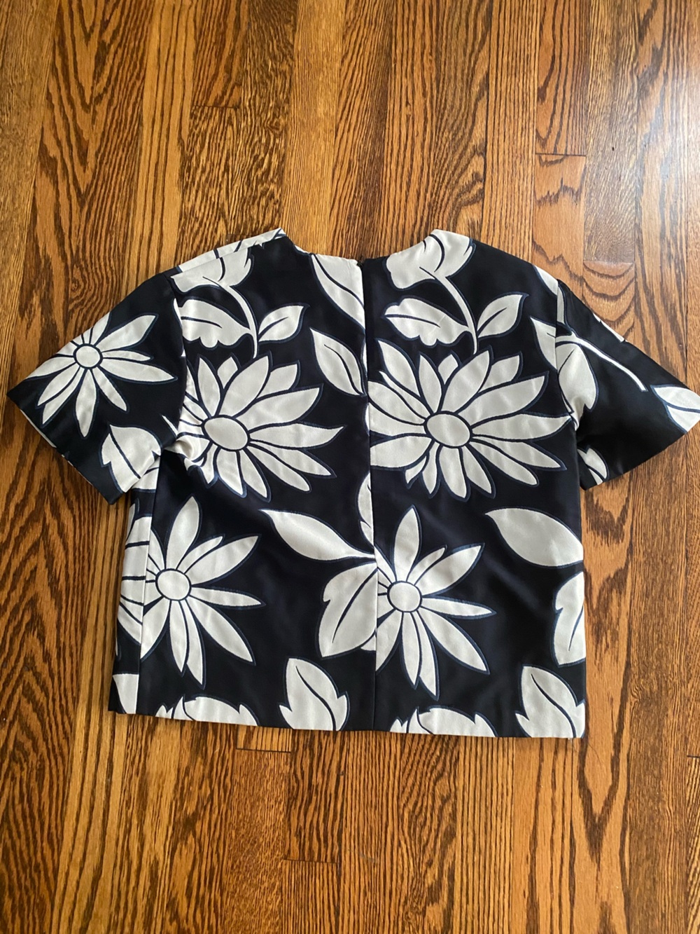 Paul & Joe Black and White Floral Short-Sleeve Top